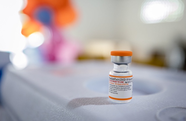 Vacinação contra Covid continua nesta segunda (25) em Camaçari com antecipação de doses

